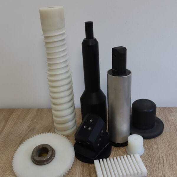 Tehnična plastika - slika - KARLEX-B d.o.o