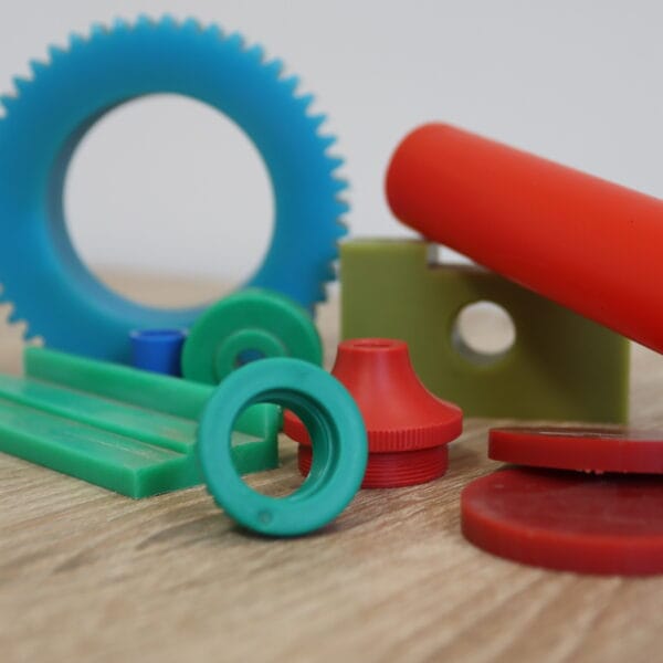 Tehnična plastika - slika - KARLEX-B d.o.o