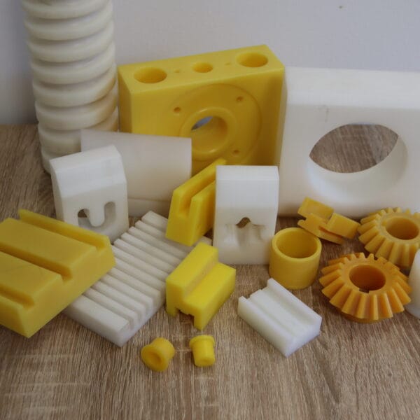 Polyamidi - Vrsta tehnične plastike - KARLEX-B d.o.o